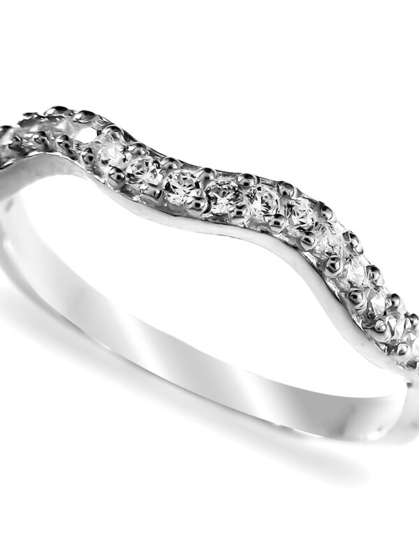 0,132 Ct Round Cut Diamond Ring