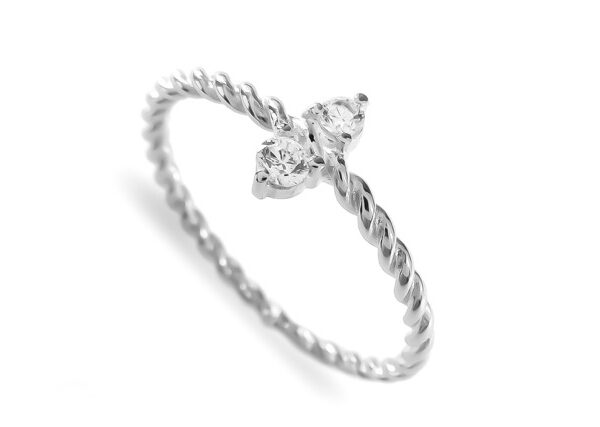 0,09 Ct Round Cut Diamond Ring