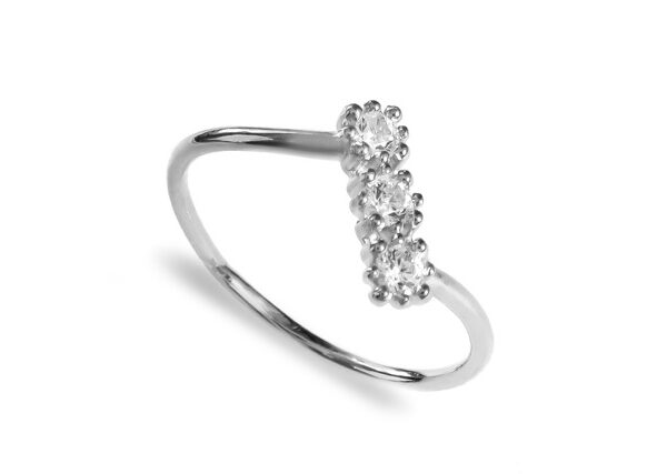 0,108 Ct Round Cut Diamond Ring