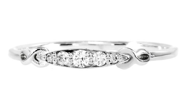0,092 Ct Round Cut Diamond Ring