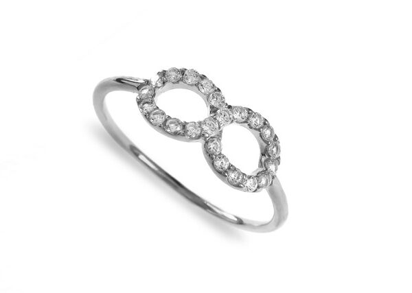 0,132 Ct Round Cut Diamond Ring