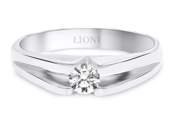 0,15 Ct Round Cut Diamond Ring