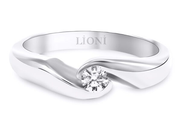 0,2 Ct Round Cut Diamond Ring