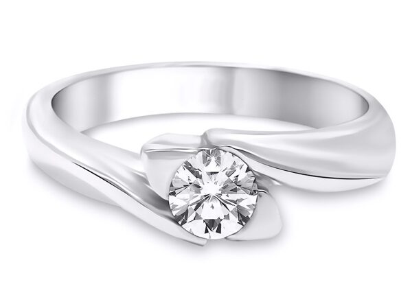 0,16 Ct Round Cut Diamond Ring