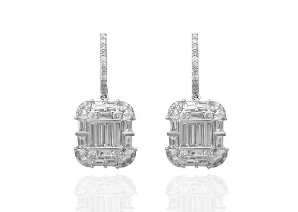 1,68 Ct Round Cut Diamond Earring