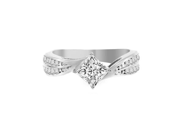 0,78 Ct Princess Cut Diamond Ring