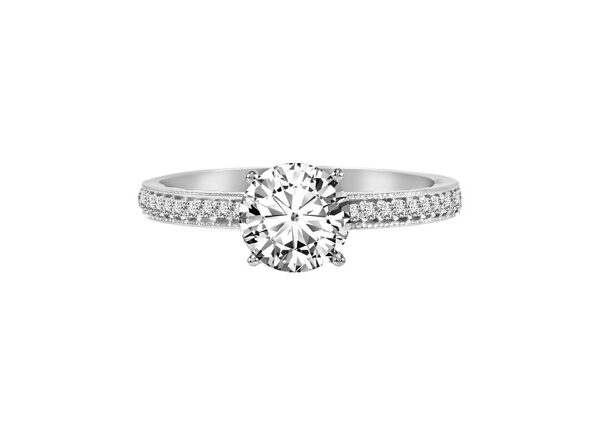 0,66 Ct Round Cut Diamond Ring